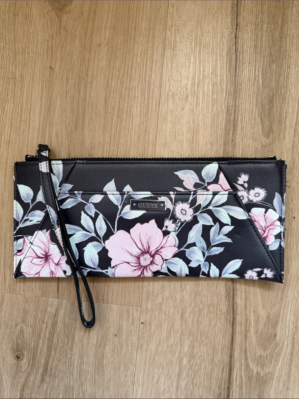 GUESS Black Floral Wristlet Clutch - Pink & White Flower Print
